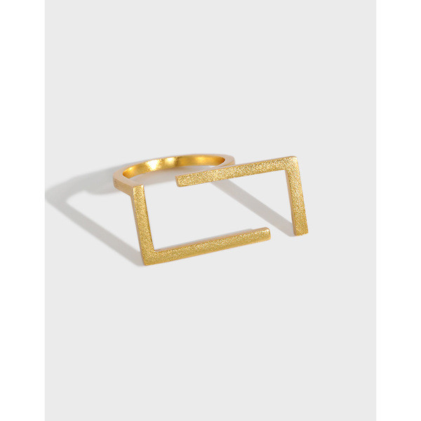 simple qualityT s925 sterling silver earrings